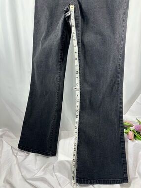 0187 Levi’s 512 women’s size 12 medium